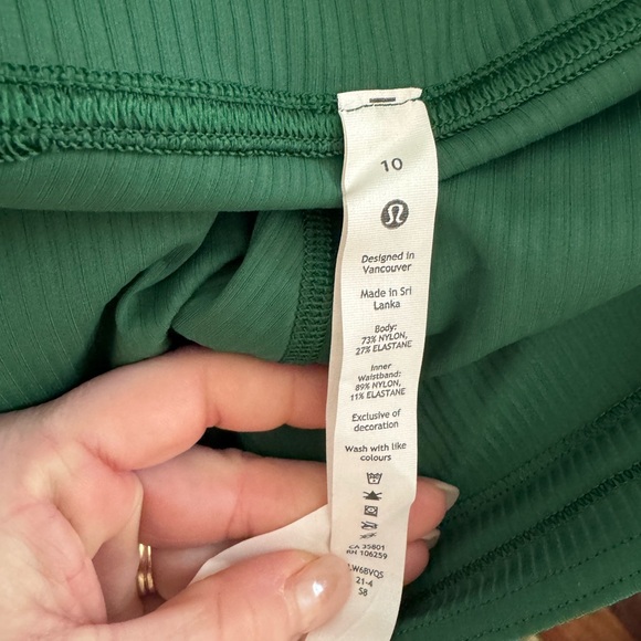 Lululemon Forest Green Base Pace HR Ribbed 23” Leggings - Picture 2 of 9